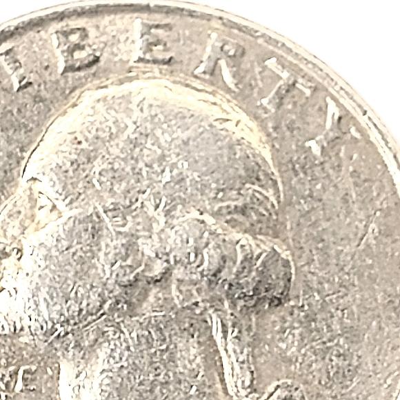 1988 D Liberty Quarter With Errors - Picture 5 of 9